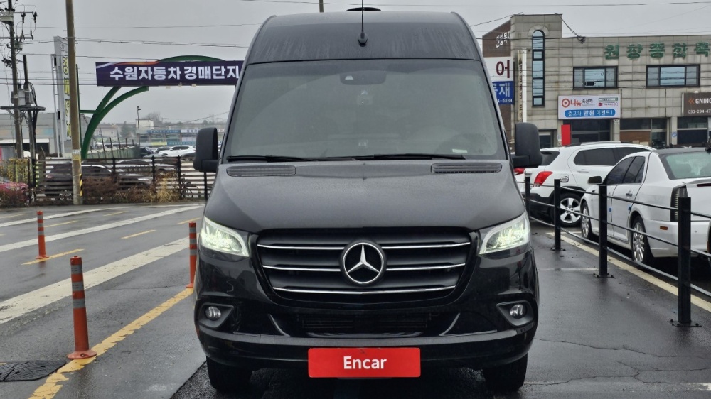 Mercedes-Benz sprinter