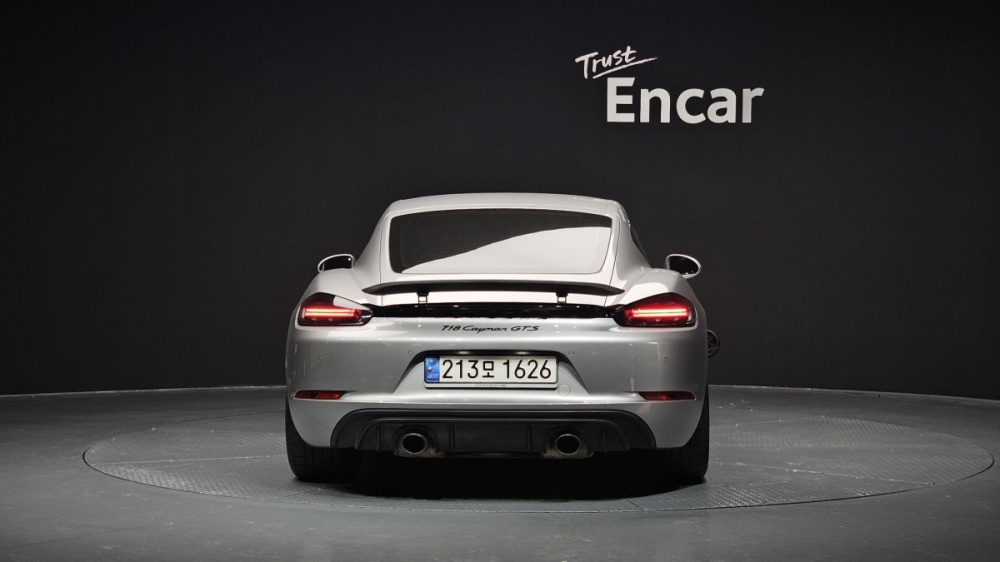 Porsche 718 Cayman