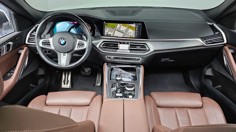 BMW X6 (G06)