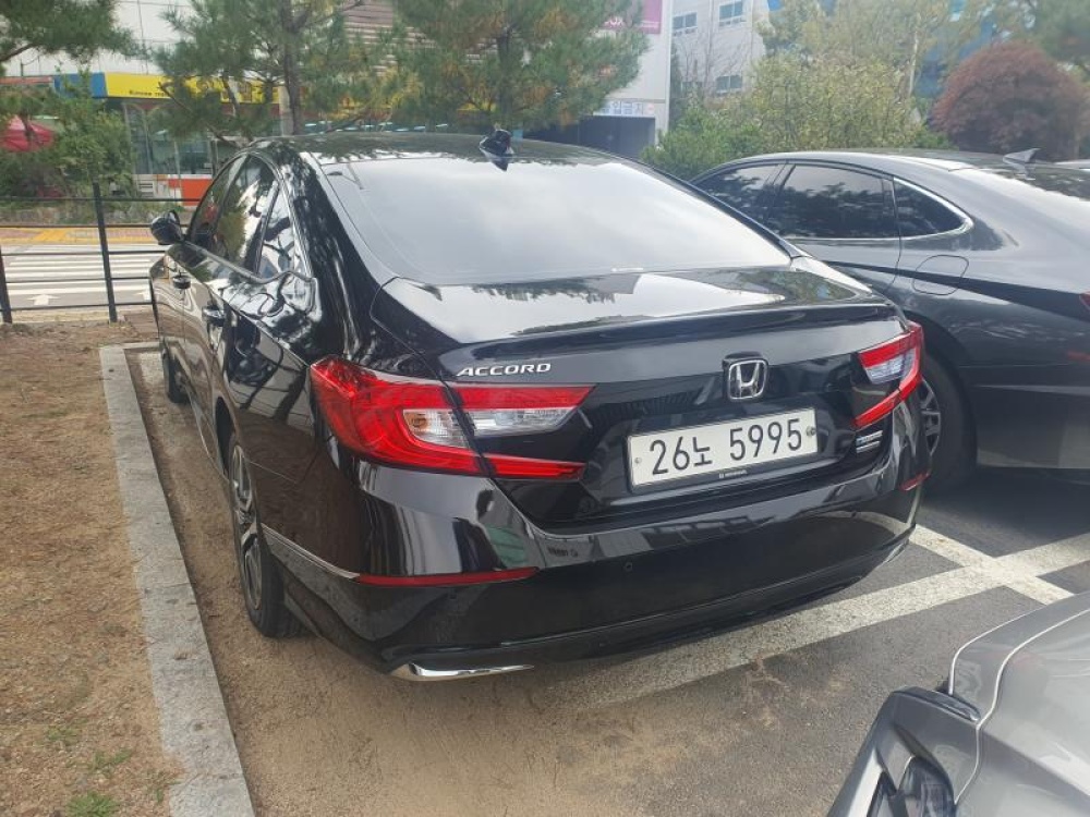 Honda Accord 10th Gen