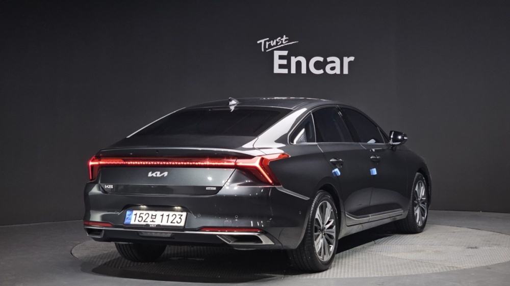 Kia K8 Hybrid