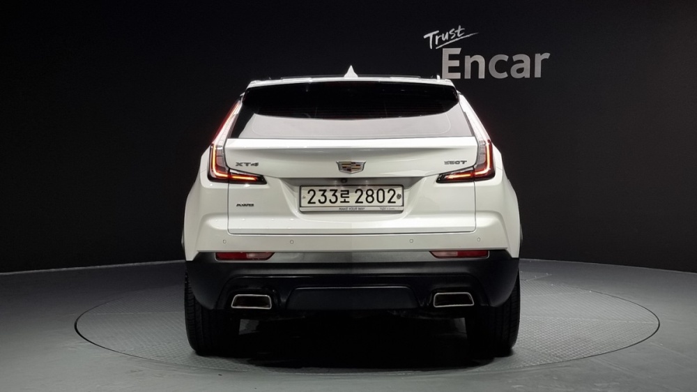 Cadillac XT4