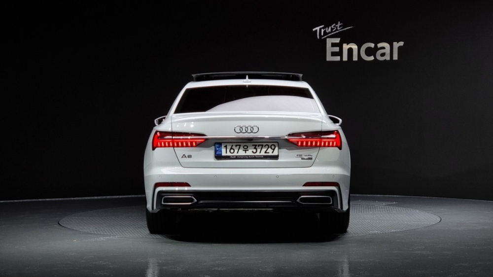 Audi A6 (C8)