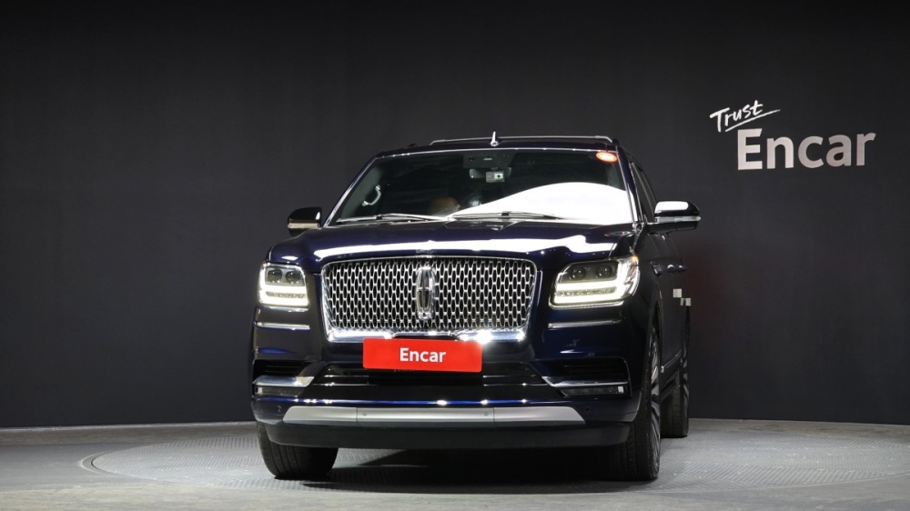 Lincoln Navigator 4th generation