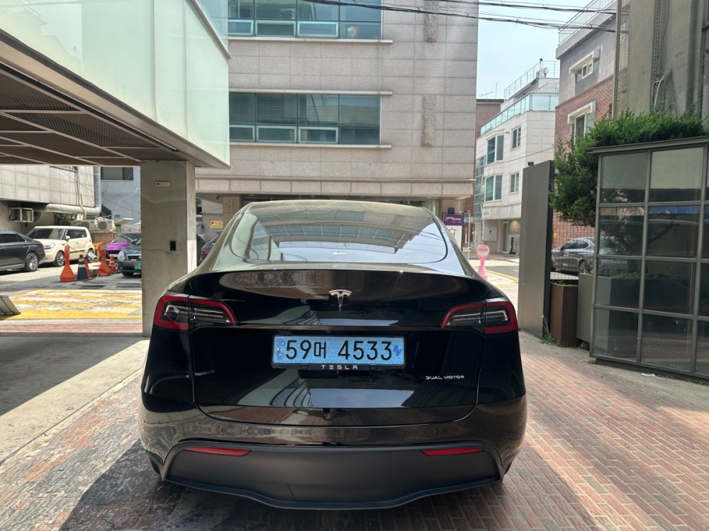 Tesla model Y