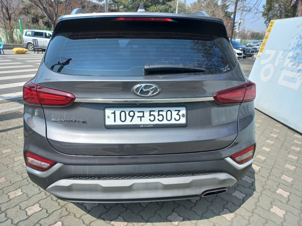 Hyundai Santa Fe TM