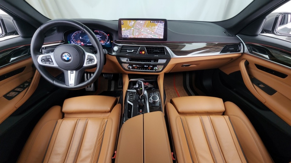 BMW 5 series (G30)