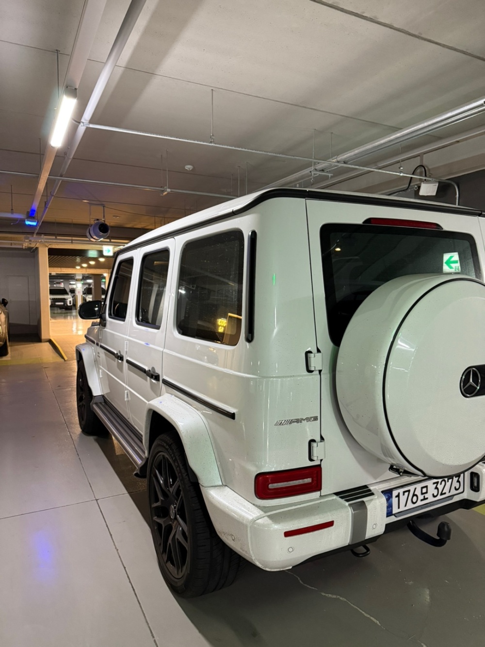 Mercedes-Benz G-Class W463b