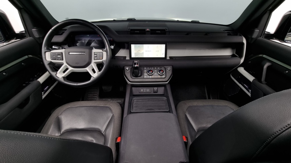Land rover Defender (L663)