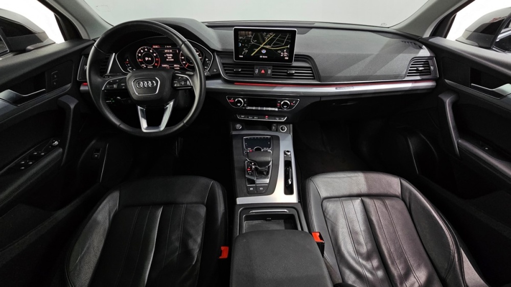 Audi Q5 (FY)