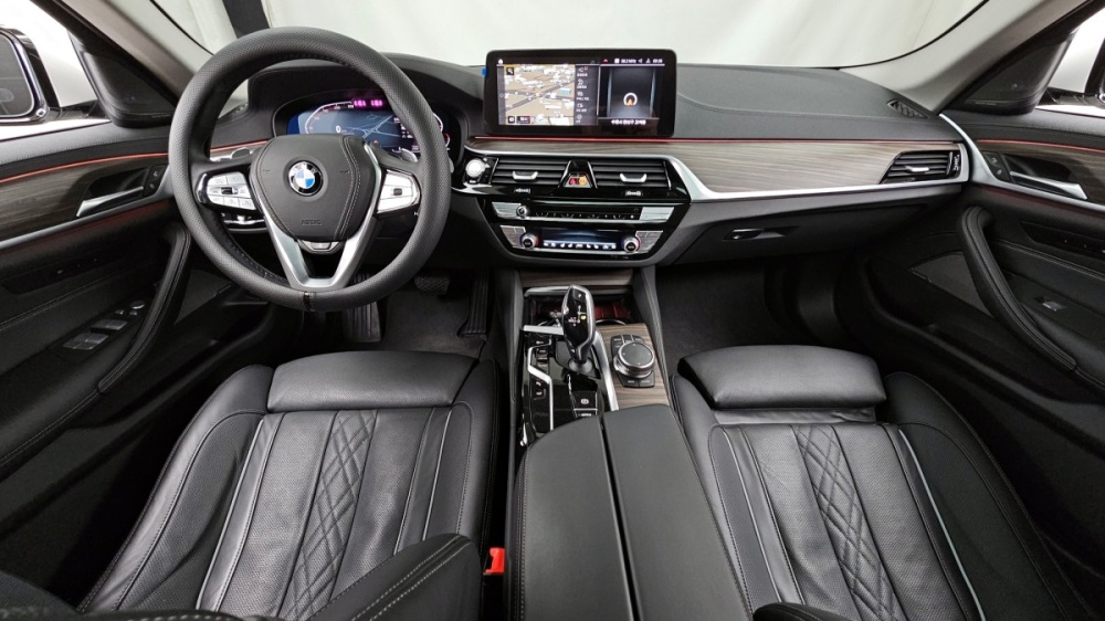 BMW 5 series (G30)