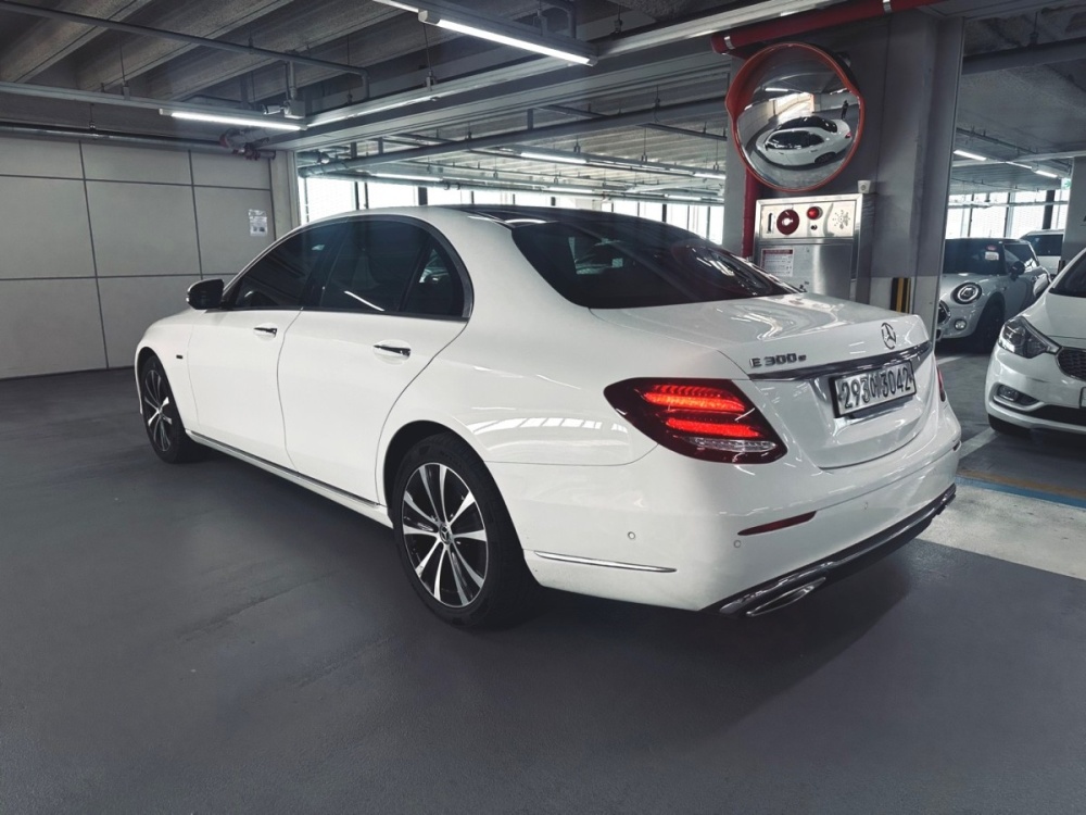 Mercedes-Benz E-Class W213