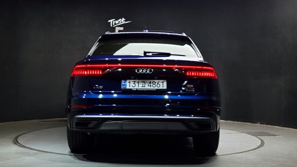 Audi Q8 (4M)