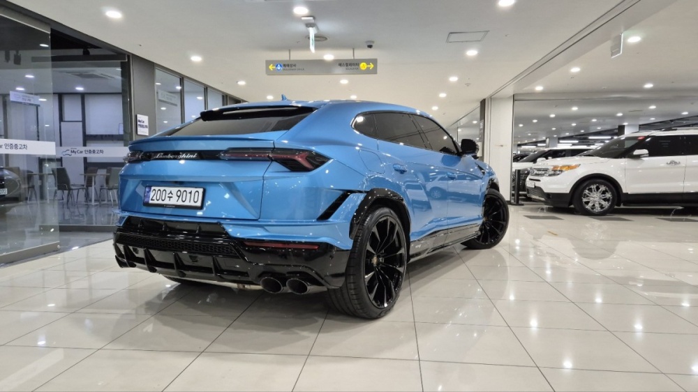 Lamborghini Urus