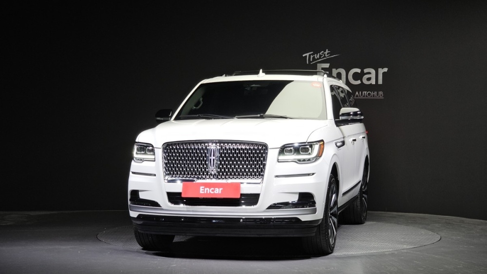 Lincoln Navigator 4th generation