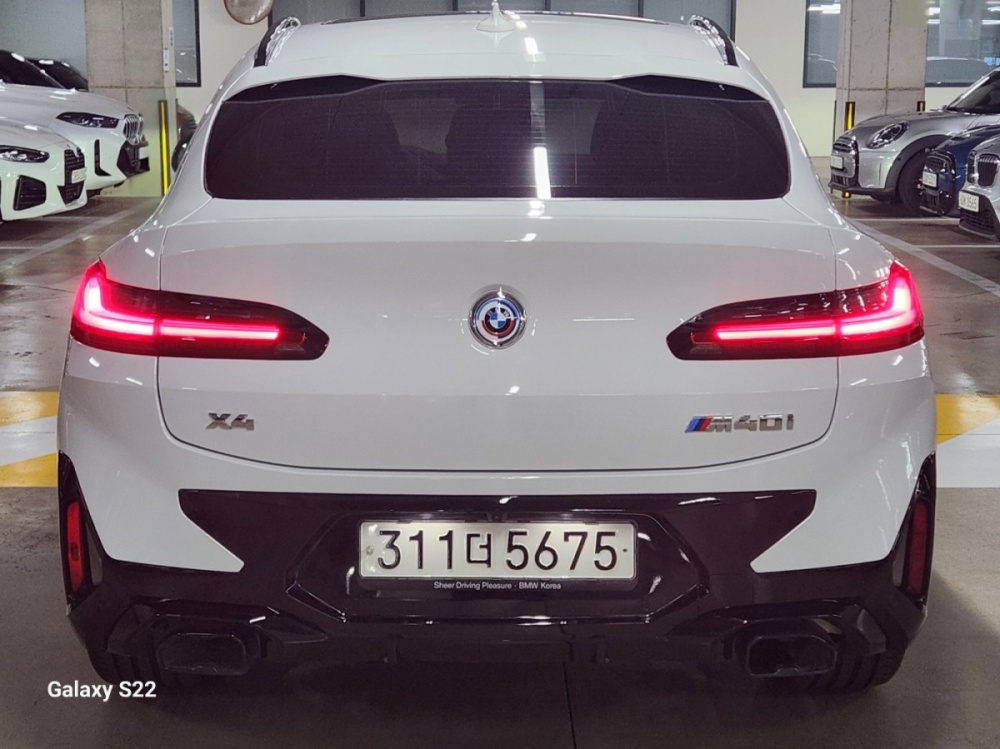 BMW X4 (G02)