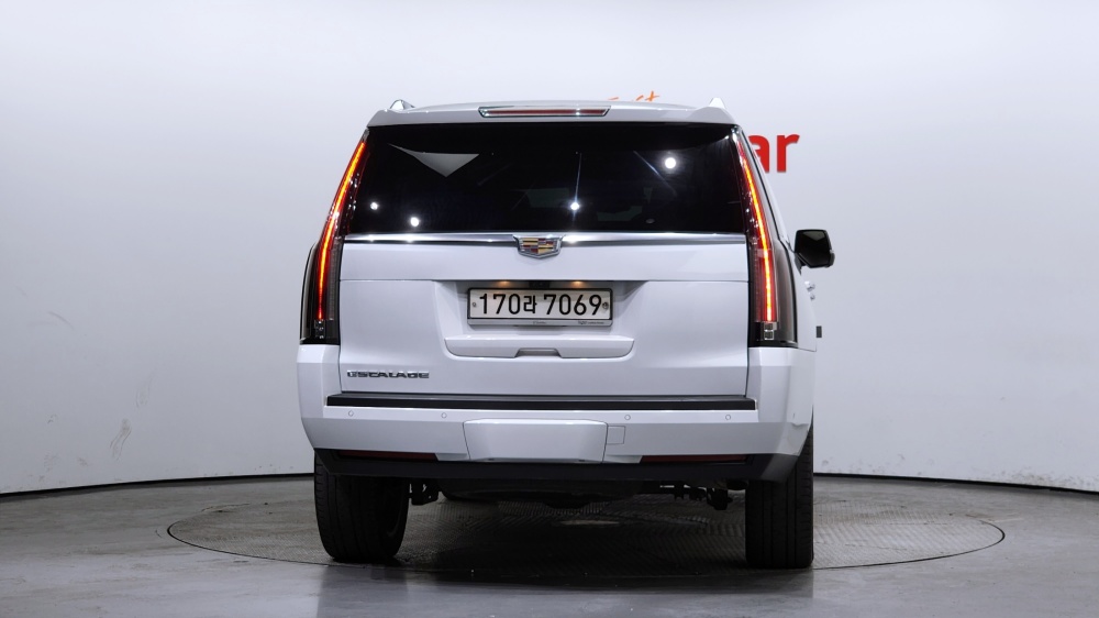 Cadillac escalade