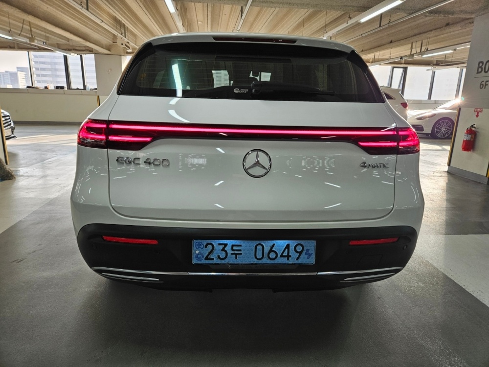 Mercedes-Benz EQC-N293