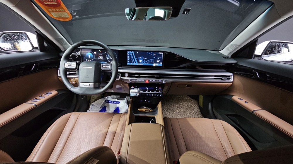 Hyundai Grandeur Hybrid (GN7)