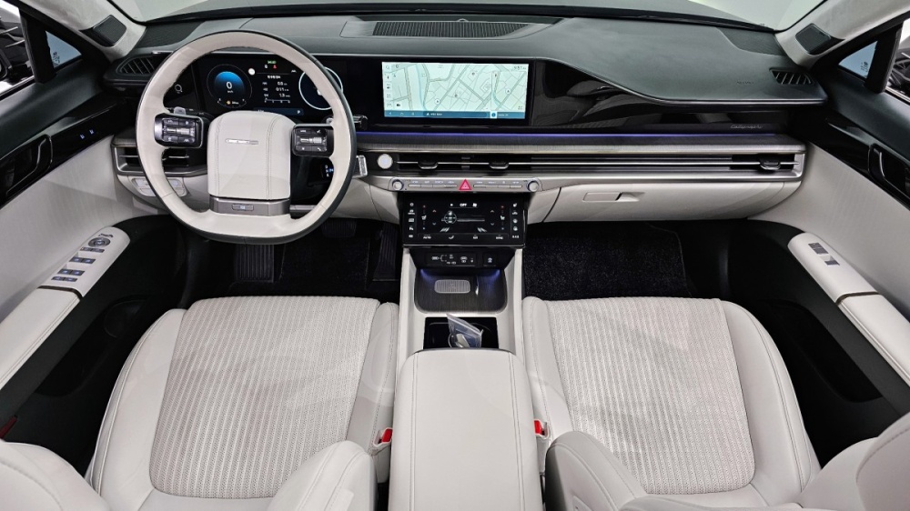 Hyundai Grandeur (GN7)