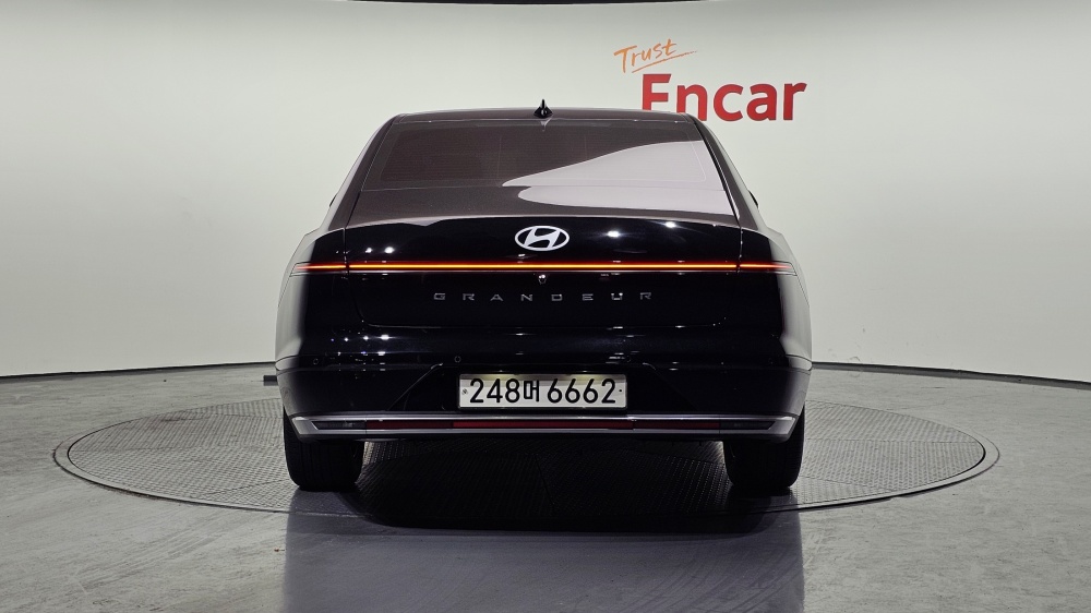 Hyundai Grandeur Hybrid (GN7)