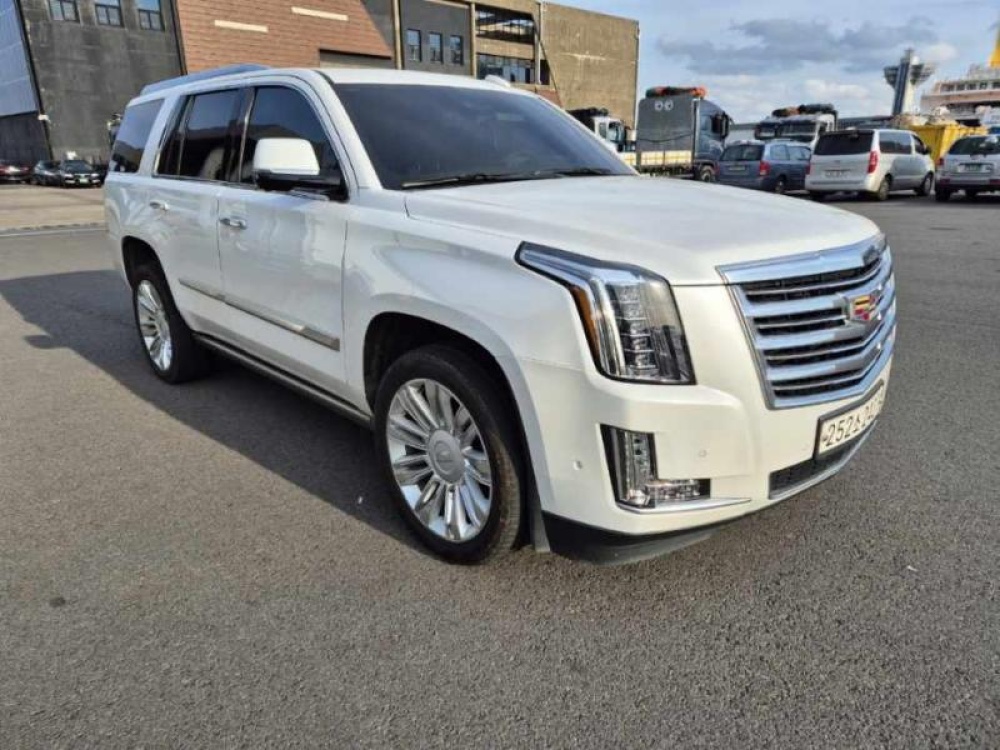 Cadillac escalade