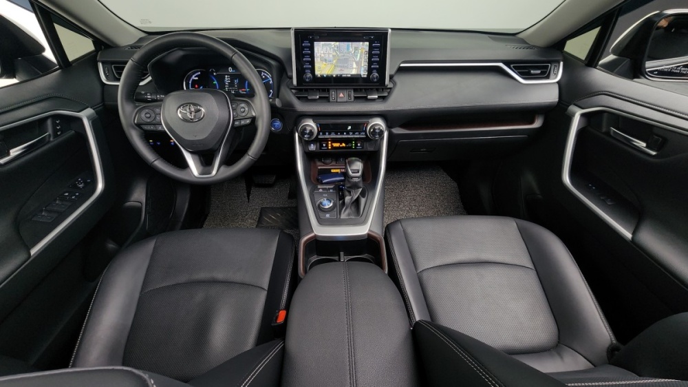 Toyota RAV4 5th Gen