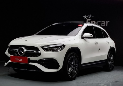 Mercedes-Benz GLA-Class H247