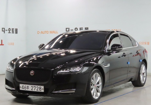 Jaguar XF (X260)