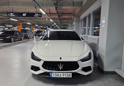 Maserati Ghibli