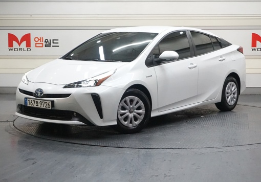 Toyota Prius 4th generation