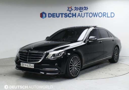 Mercedes-Benz S-Class W222