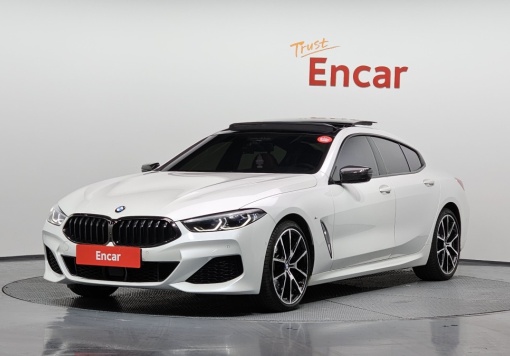 BMW 8 Series (G15)