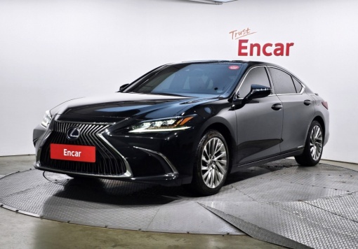 Lexus ES300h 7th generation