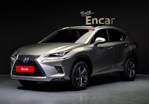 Lexus NX300h