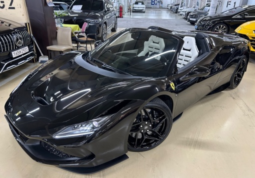 Ferrari F8 Spider