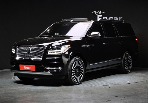 Lincoln Navigator 4th generation