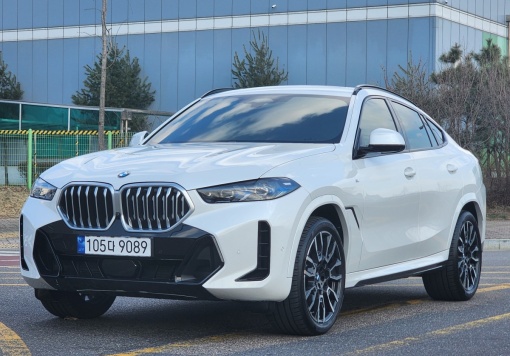 BMW X6 (G06)