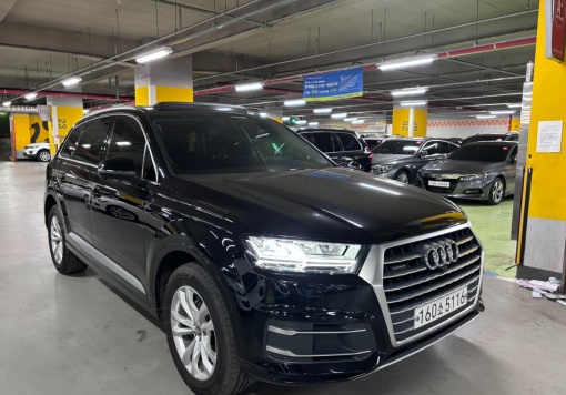 Audi Q7 (4M)