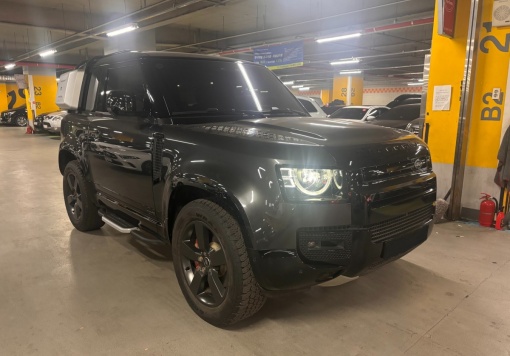 Land rover Defender (L663)