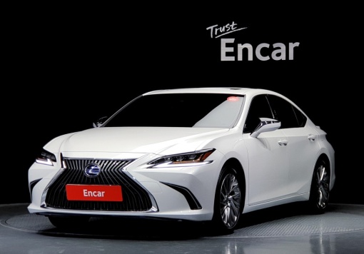 Lexus ES300h 7th generation