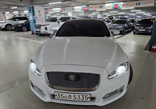 Jaguar All New XJ