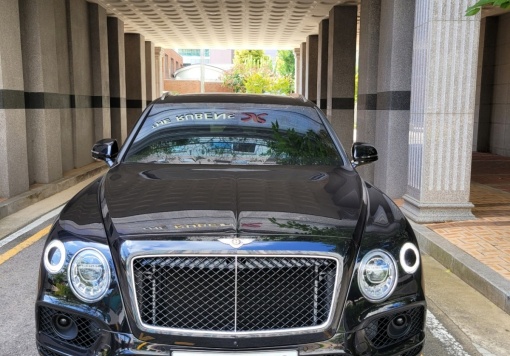 Bentley Bentayga