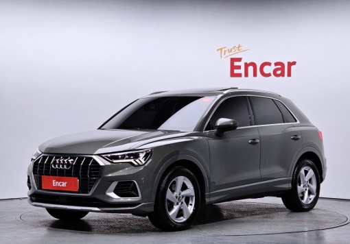 Audi Q3 (F3)