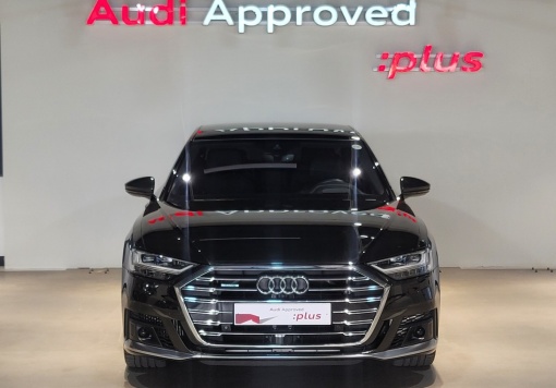 Audi A8 (D5)