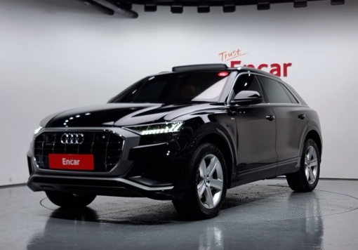 Audi Q8 (4M)