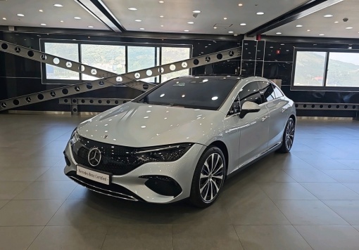 Mercedes-Benz EQE-V295