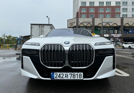 BMW 7 Series (G70)