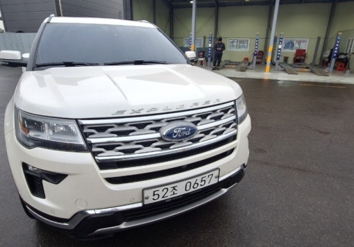 Ford explorer