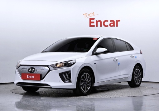 Hyundai The new Ioniq electric